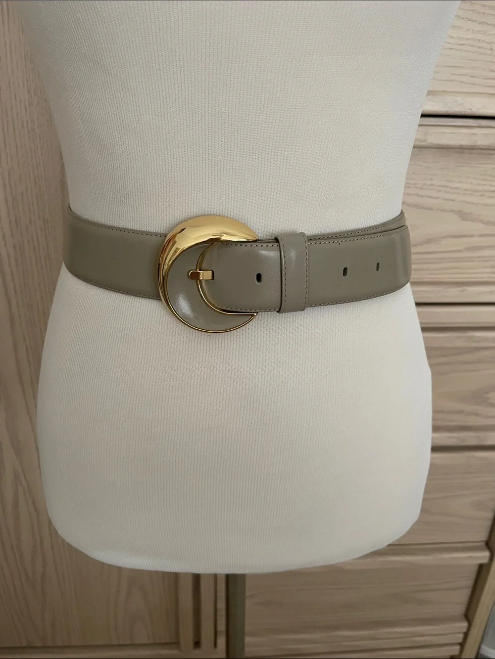 Vintage Liz Claiborne Classic Wide Belt with Gold Crescent Buckle